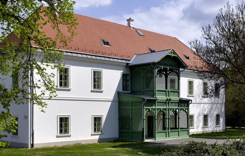 GÖDÖLLŐI KASTÉLY