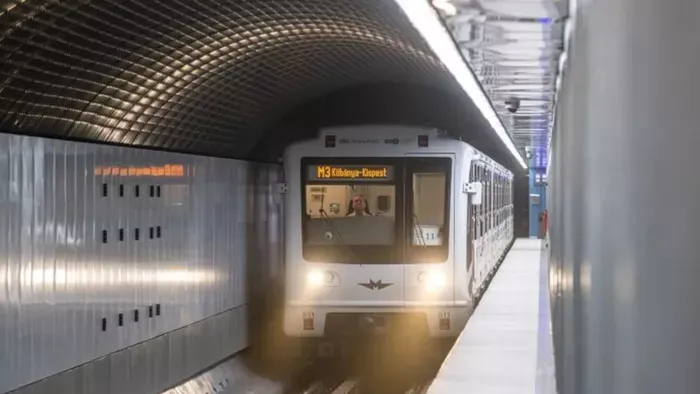 Most érkezett: nem jár az M3-as metró