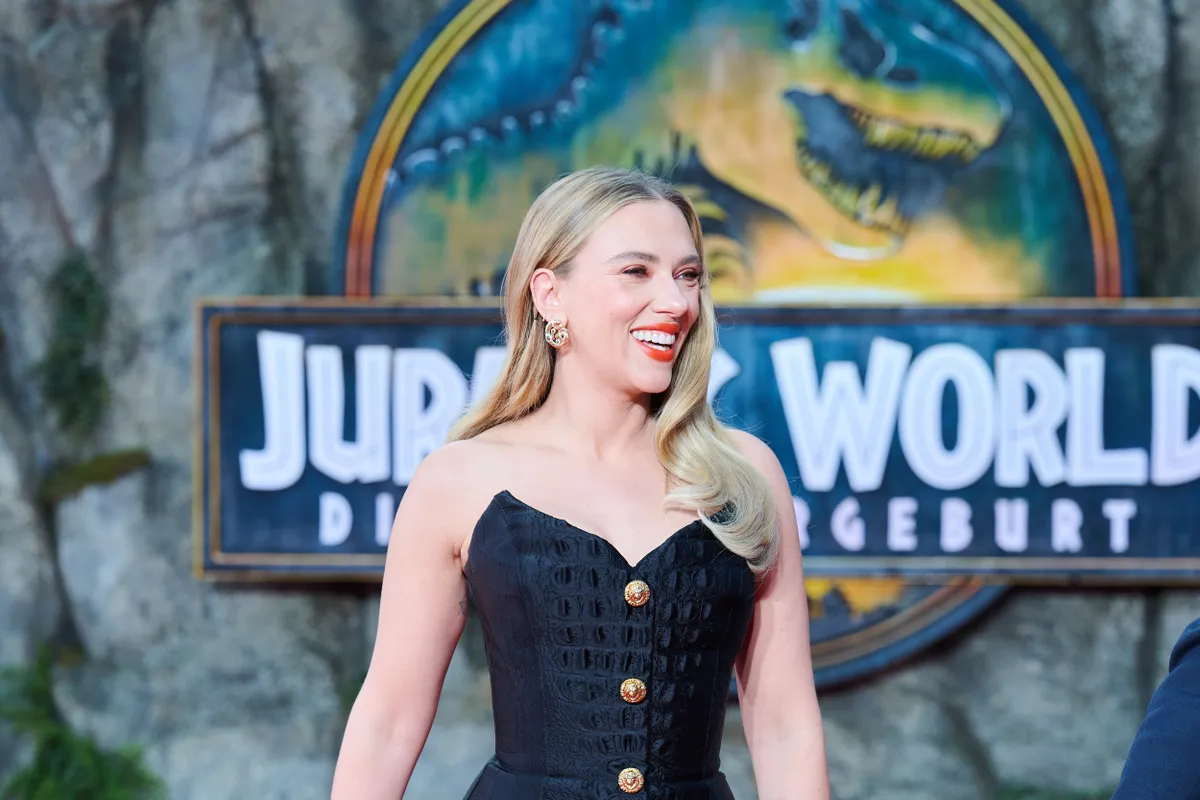Scarlett Johansson lesz Aranyhaj anyja