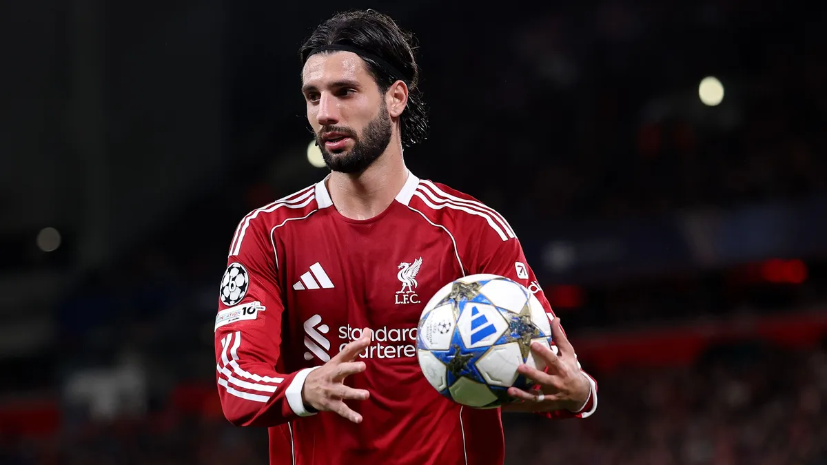 Szoboszlai határozott üzenetet kapott Arne Slottól a Liverpool-Manchester United rangadó előtt.