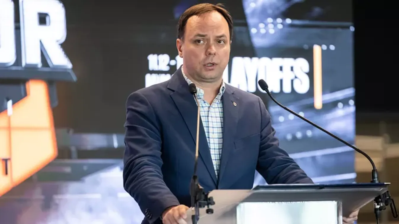 Október 23. - Nyitrai Zsolt: újra akadálymentes a nemzeti ünnep