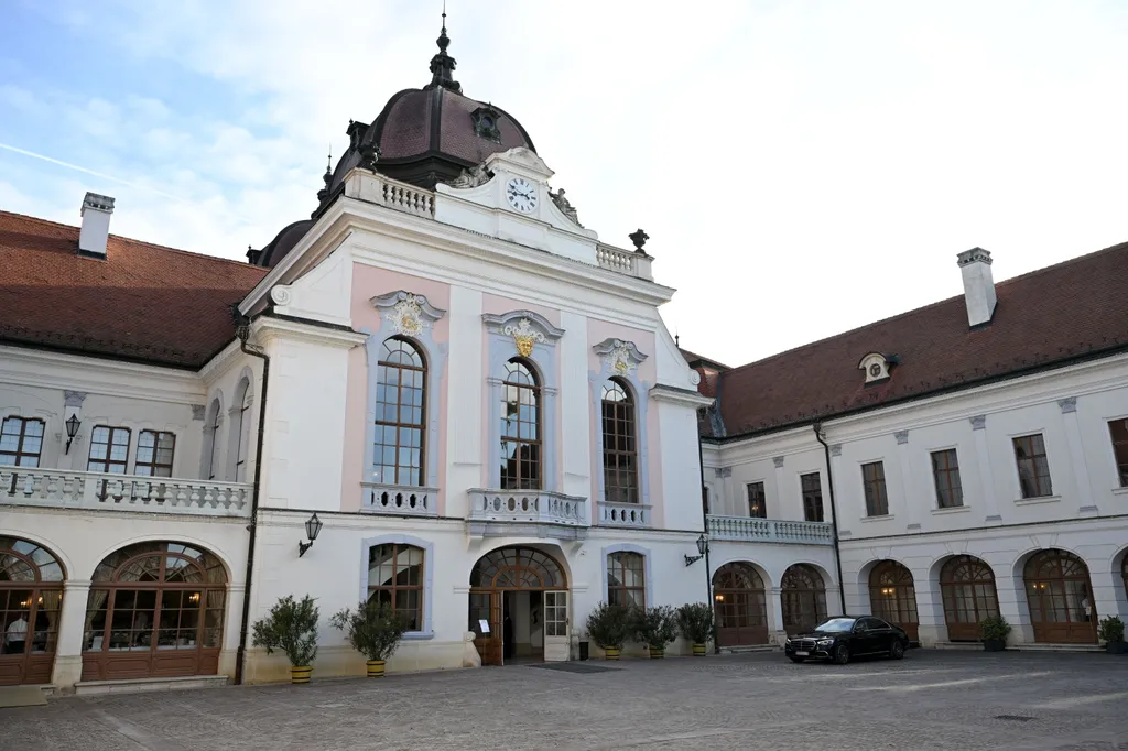 GÖDÖLLŐI KASTÉLY