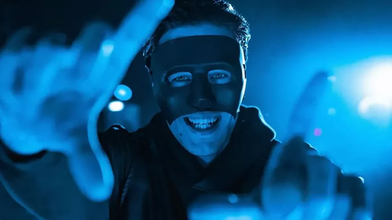 T. Danny rejtélyes üzenetet küldött: beszólt a rosszakaróinak is