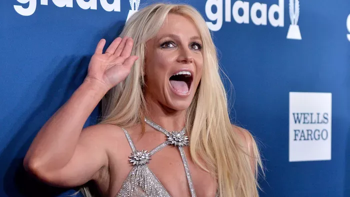 Britney Spears balesetet szenvedett!