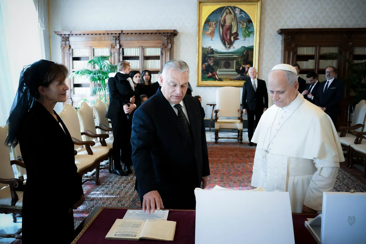 LÉVAI Anikó; ORBÁN Viktor; XIV. LEÓ