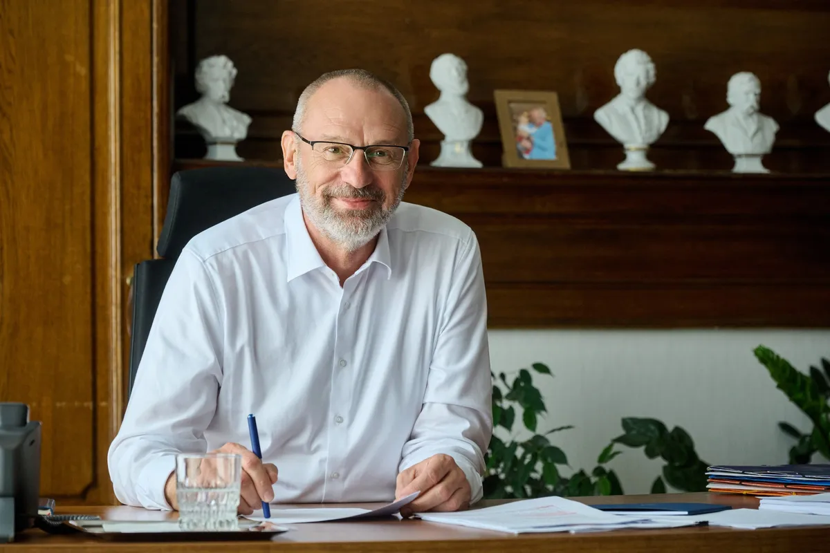 Zsigó Róbert videóban köszöntötte a szépkorúakat az Idősek világnapján.