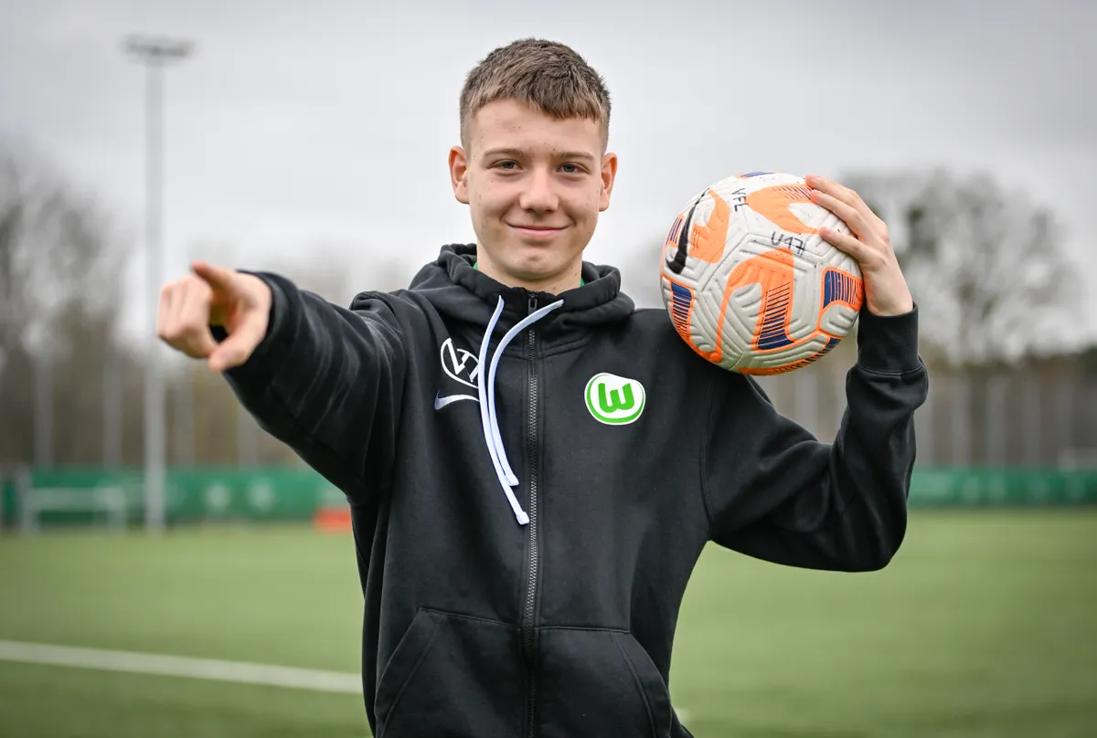 Mándity Márkó, a Wolfsburg 17 éves magyar labdarúgója