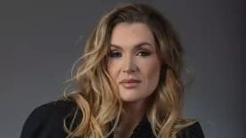 Előkerült Hódi Pamela kínos videója: meztelen férjét mutogatta a követőinek