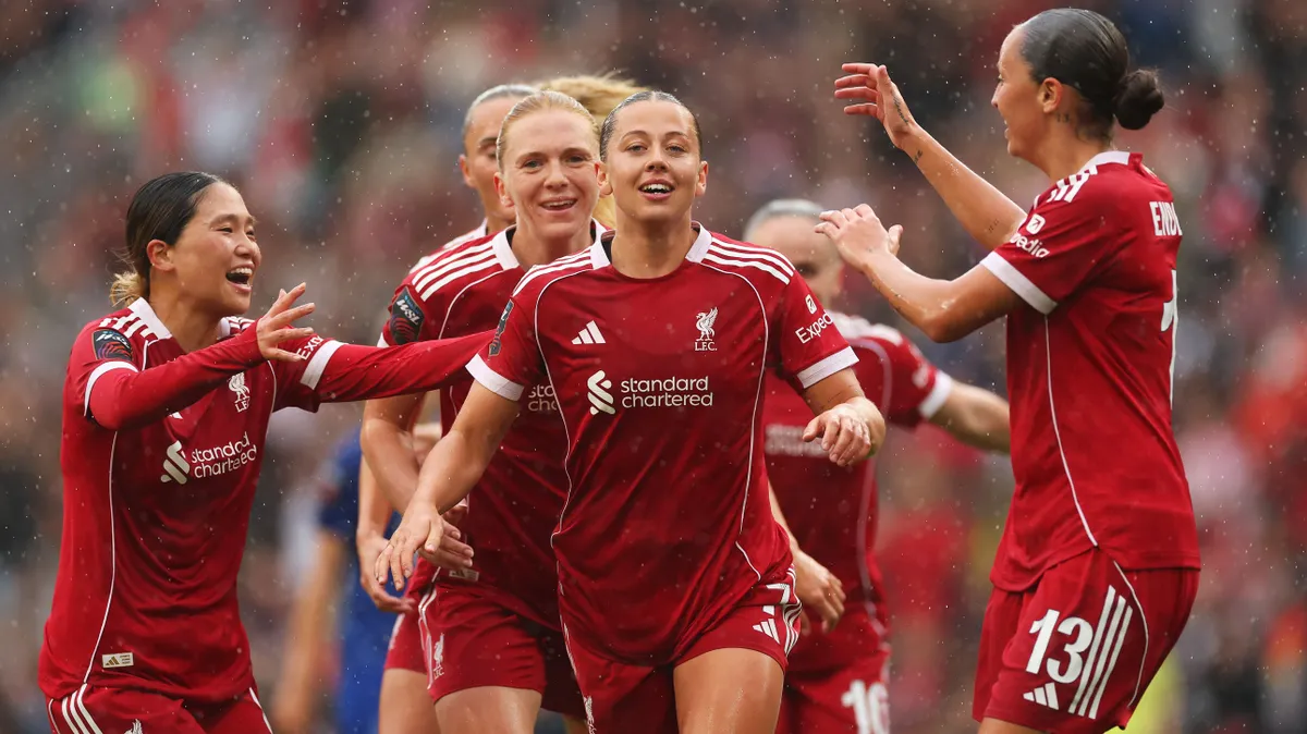 Hiába a bombagól, leszavazták a Liverpool magyar focistáját – videó