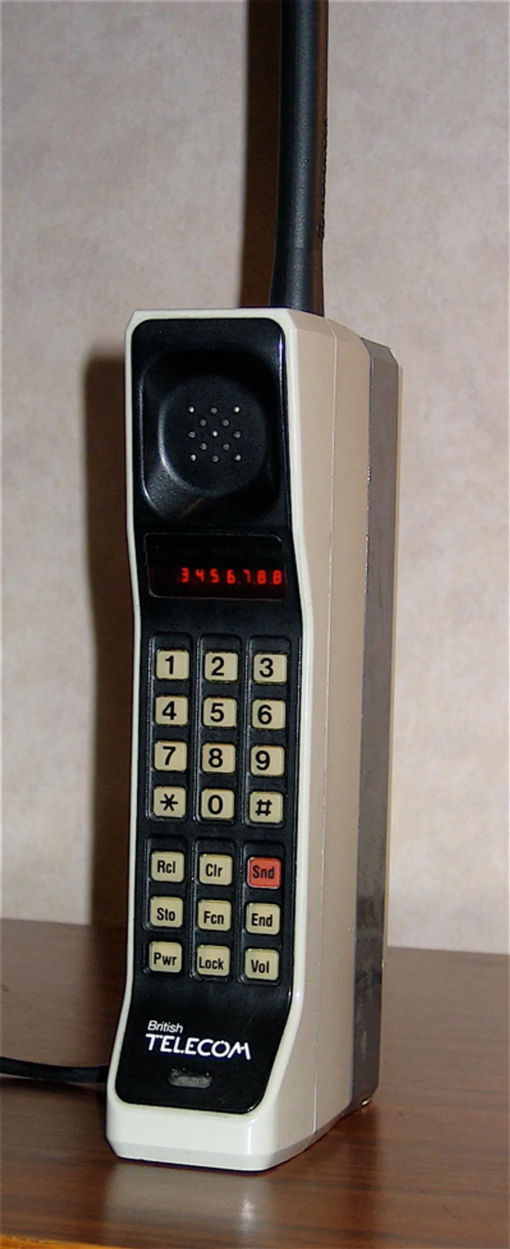 Motorola's Dynatac 8000x