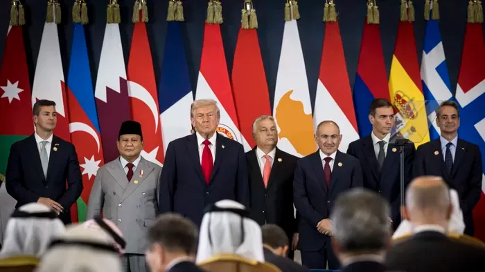 Trump Orbán Viktornak: 100 százalékban mögötted állunk!