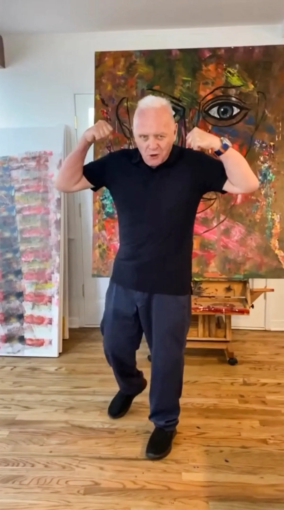 Anthony Hopkins büszke arra, hogy 49 éve józan életet él