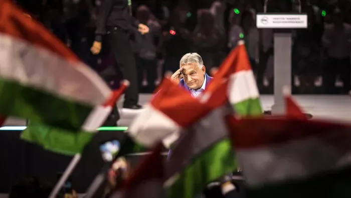 Orbán Viktor megszólalt a budapesti békacsúcsról