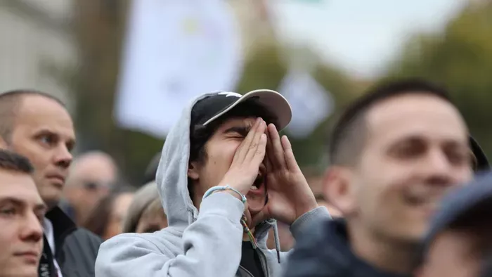 Így szidták a Fidesz-szavazókat az álhírgyártók