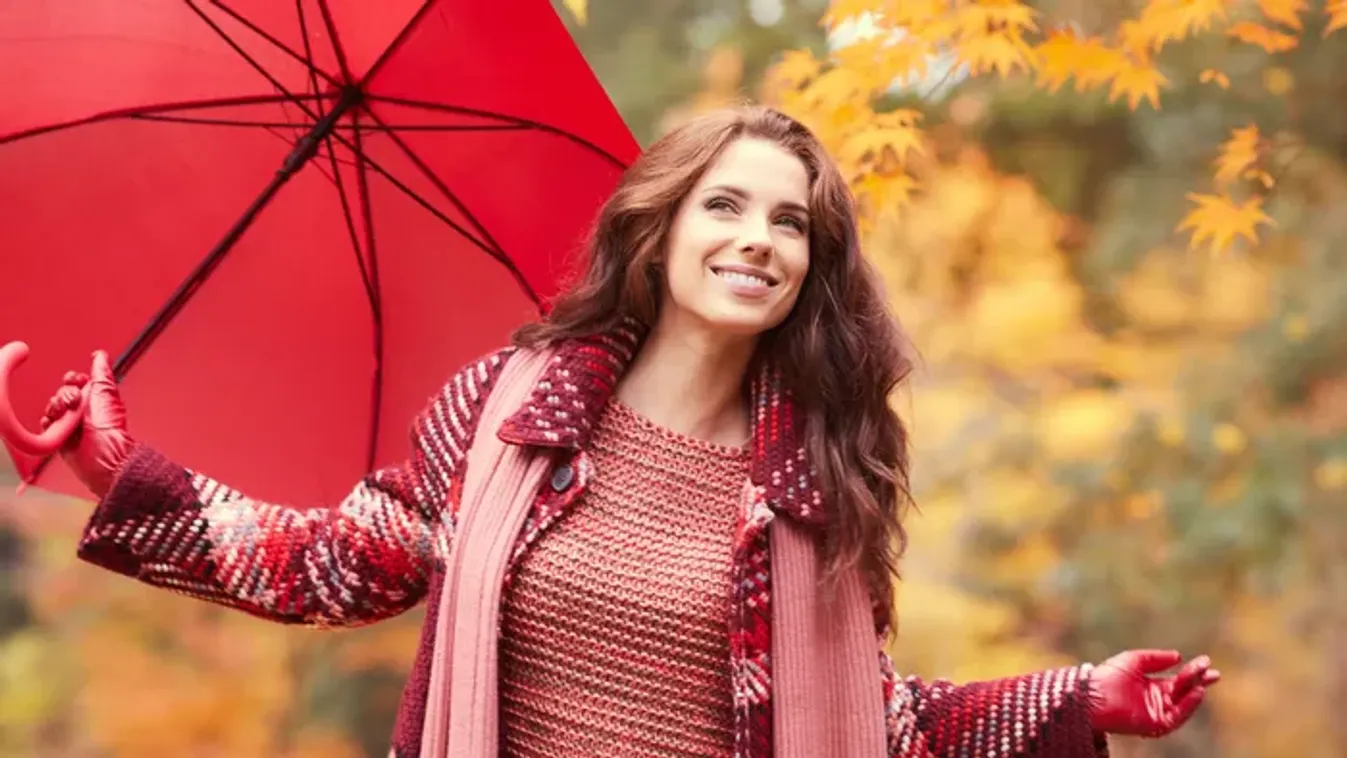 Esőben is divatosan – 5 ultra nőies esernyő, amit az őszi időjárás tesz igazán stílusossá