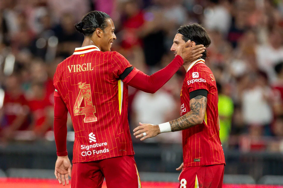 Van Dijk (balra) a magyar válogatotthoz utazott Szoboszlai Dominiknak is címezte a liverpooli üzenetét