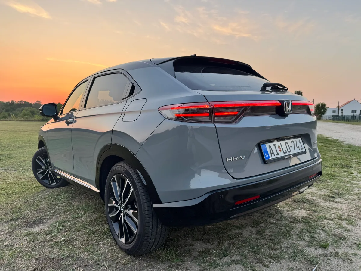 Honda HR-V hátsó része