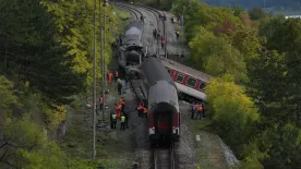 Szlovák vonatbaleset: kiderült, miért történt a tragédia – Galéria