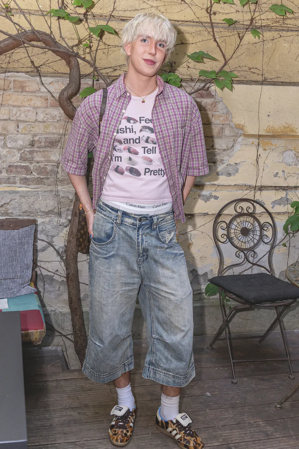 WhisperTonba beleálltak a kommentelők