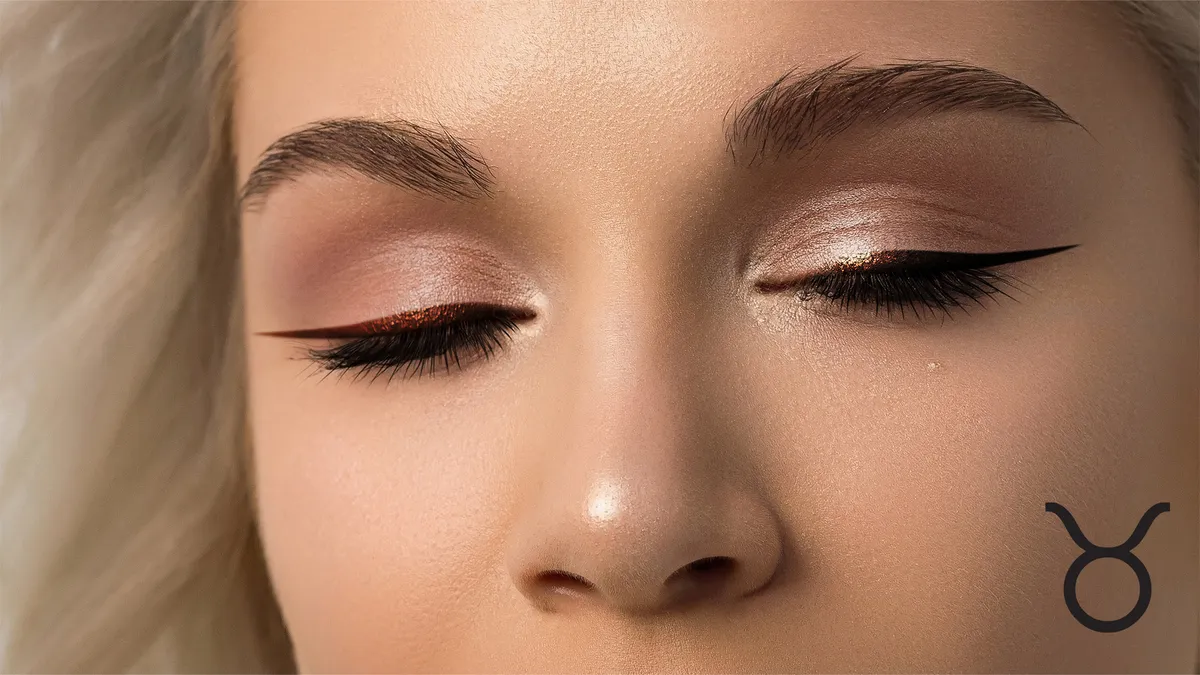 Bika nő legideálisabb szemsminkje látható a képen meleg tónusokkal