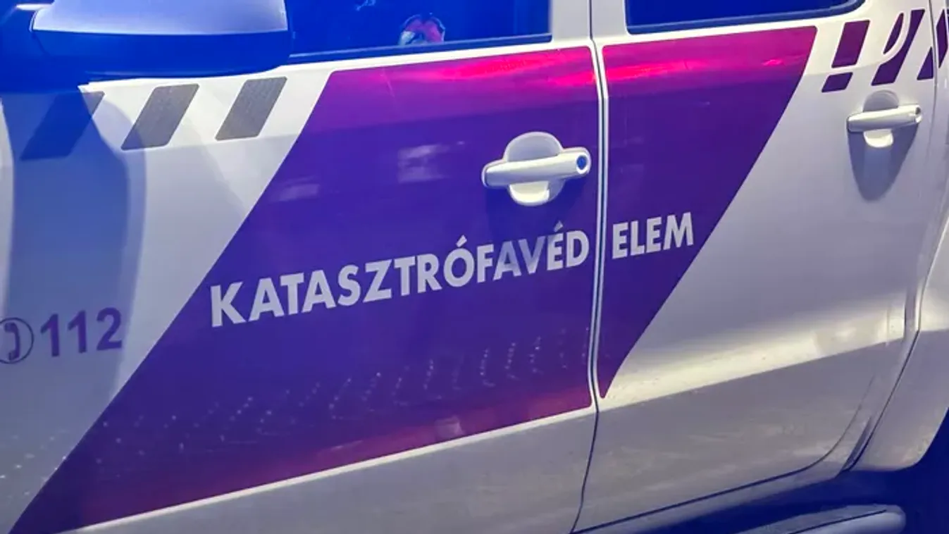Hatalmas lángok csaptak fel Budapest szívében, helyszíni fotók