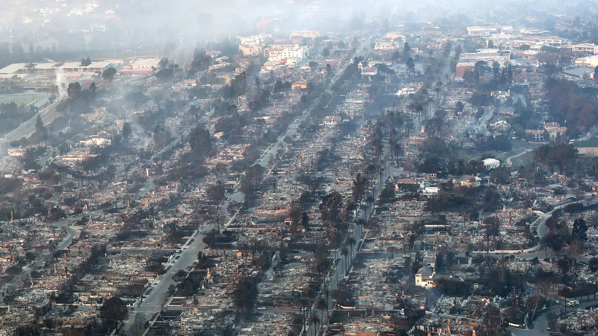 A hatóságok őrizetbe vettek egy személyt a Los Angeles-i tüzek ügyében.