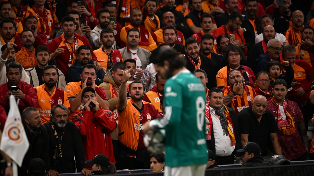 A Galatasaray-Liverpool mérkőzés közben is Szoboszlait szidták a török szurkolók.