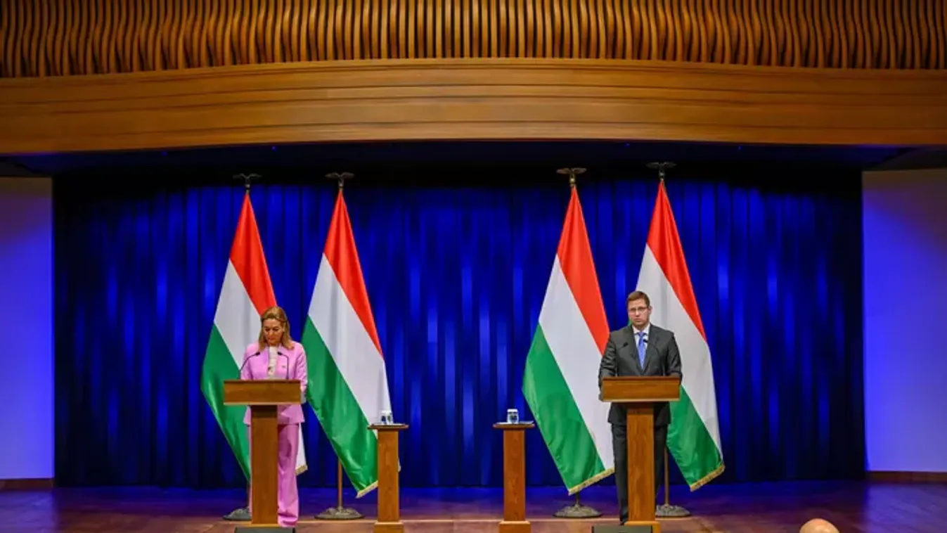 Gulyás Gergely: a háborút és az adóemelést is el kell utasítani