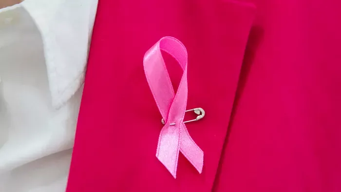 Ők a leghíresebb magyar nők, akik legyőzték a mellrákot