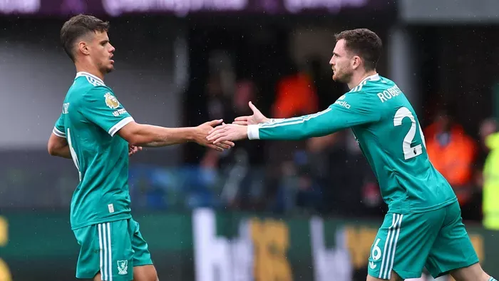 Nagy bajban Kerkez Milos, ez várja majd Liverpoolban