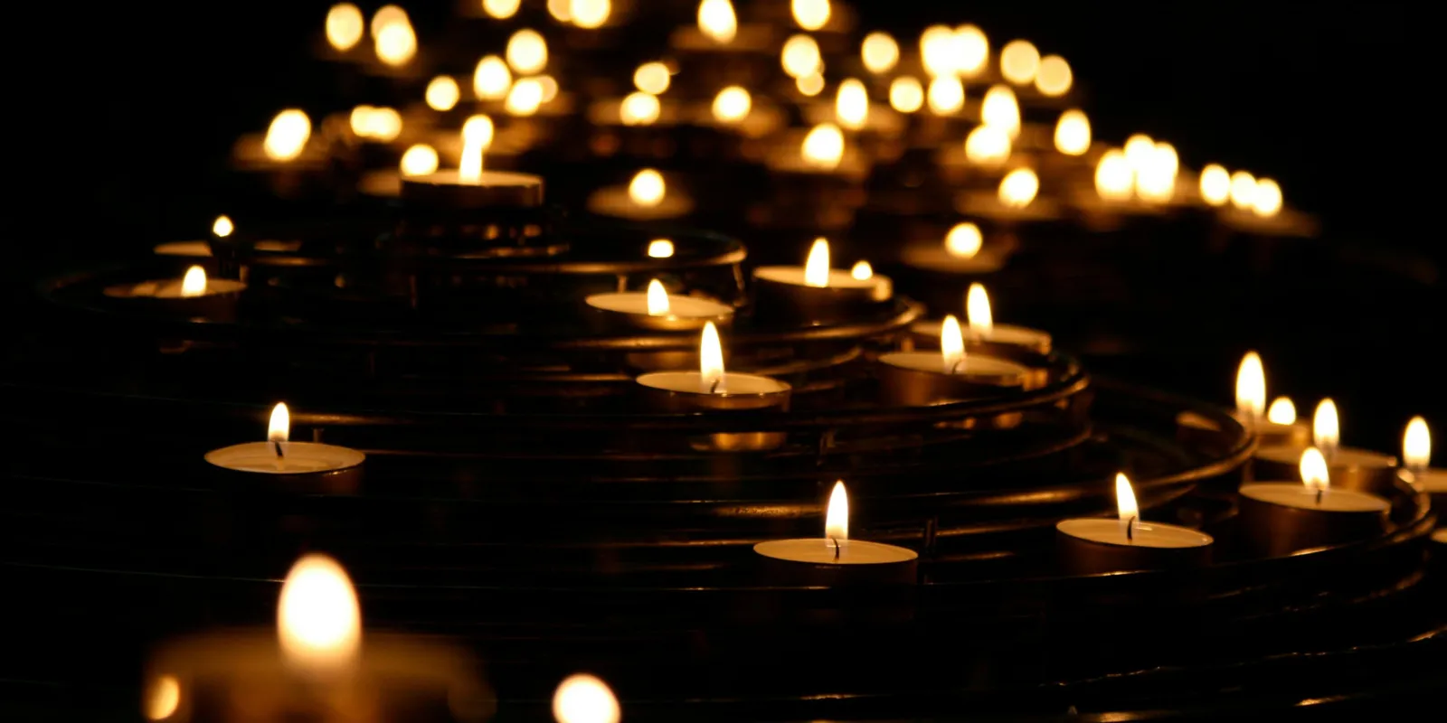 Meghalt a legendás dobos, búcsúznak a zenekar tagjai tőle