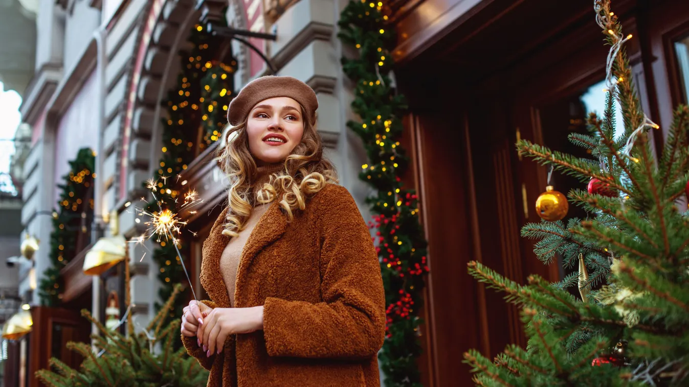 Télen is hódít az őzike minta – A legstílusosabb alapdarabok, amelyek csodásan állnak 50 felett