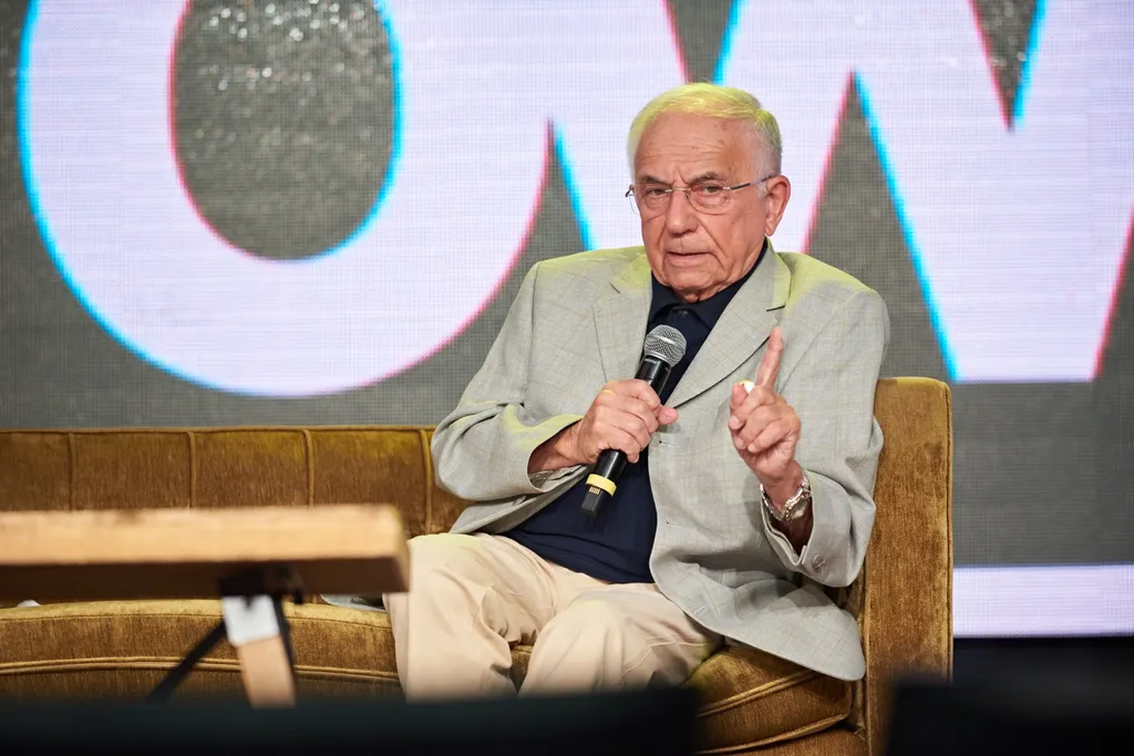 Vitray Tamás ma ünnepli 93. születésnapját- képeken a televíziózás ikonja