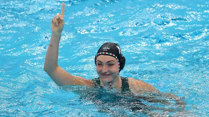 Bikiniben lazított a magyar válogatott sztárja