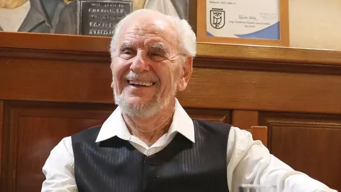 Világbajnokok is részt vettek Müller Péter könyvbemutatóján