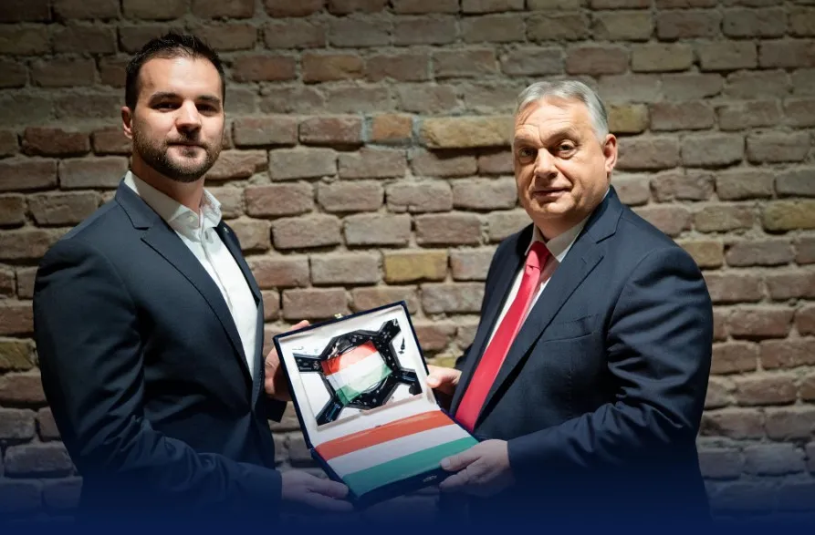 Orbán Viktor, Kapu Tibor