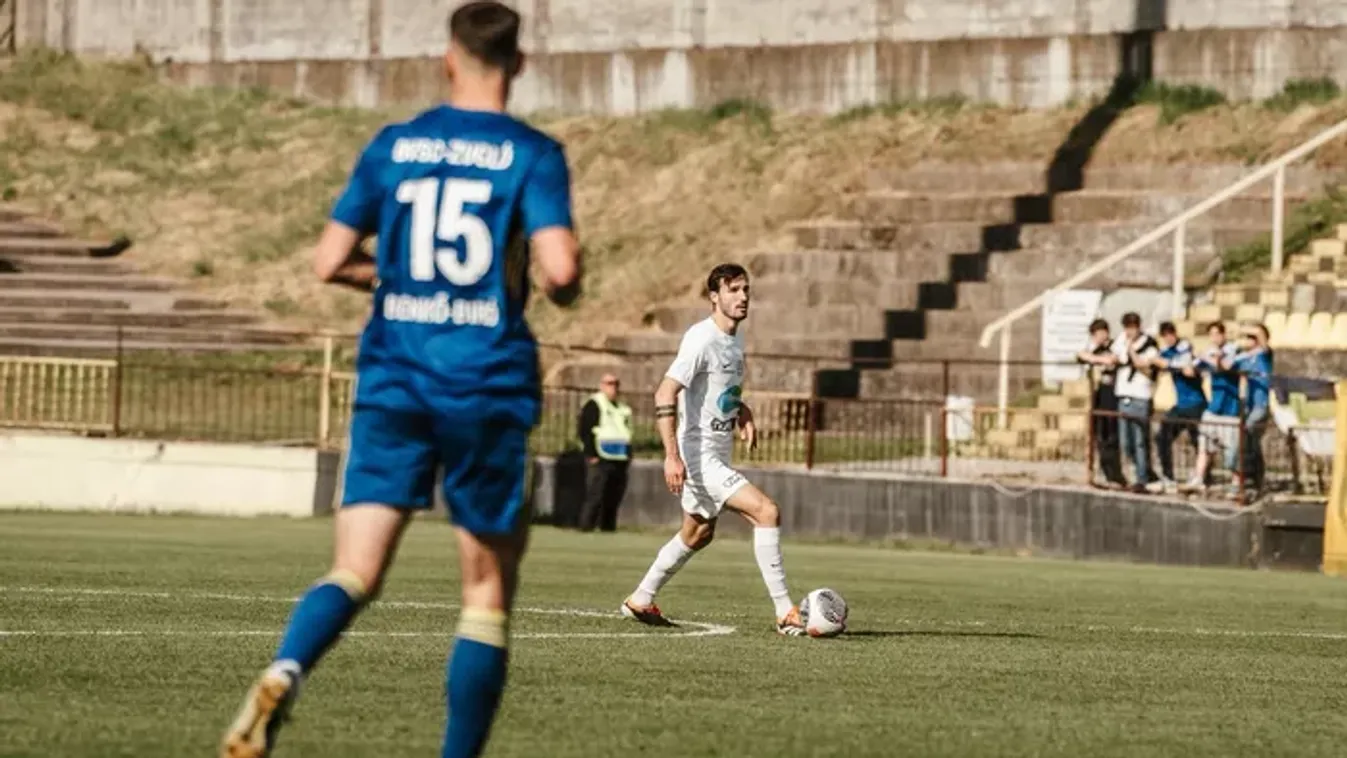 „Nem csak a pályán mutat példát" - daganatot diagnosztizáltak a magyar focistánál