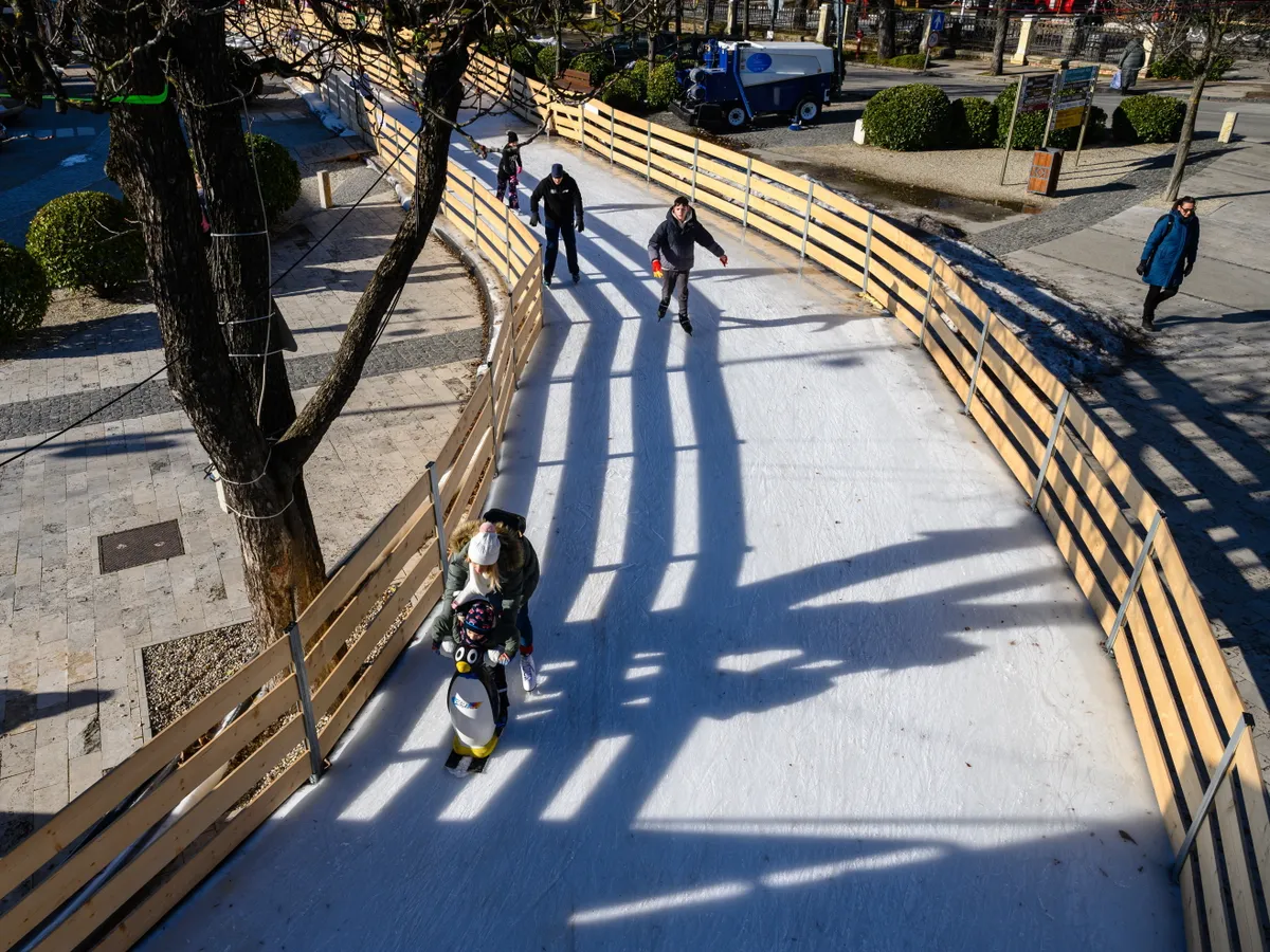 December közepén nyit a balatonfüredi jégpálya