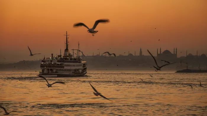 Isztambul legjobb élményei a Boszporuszon közlekedő kompok