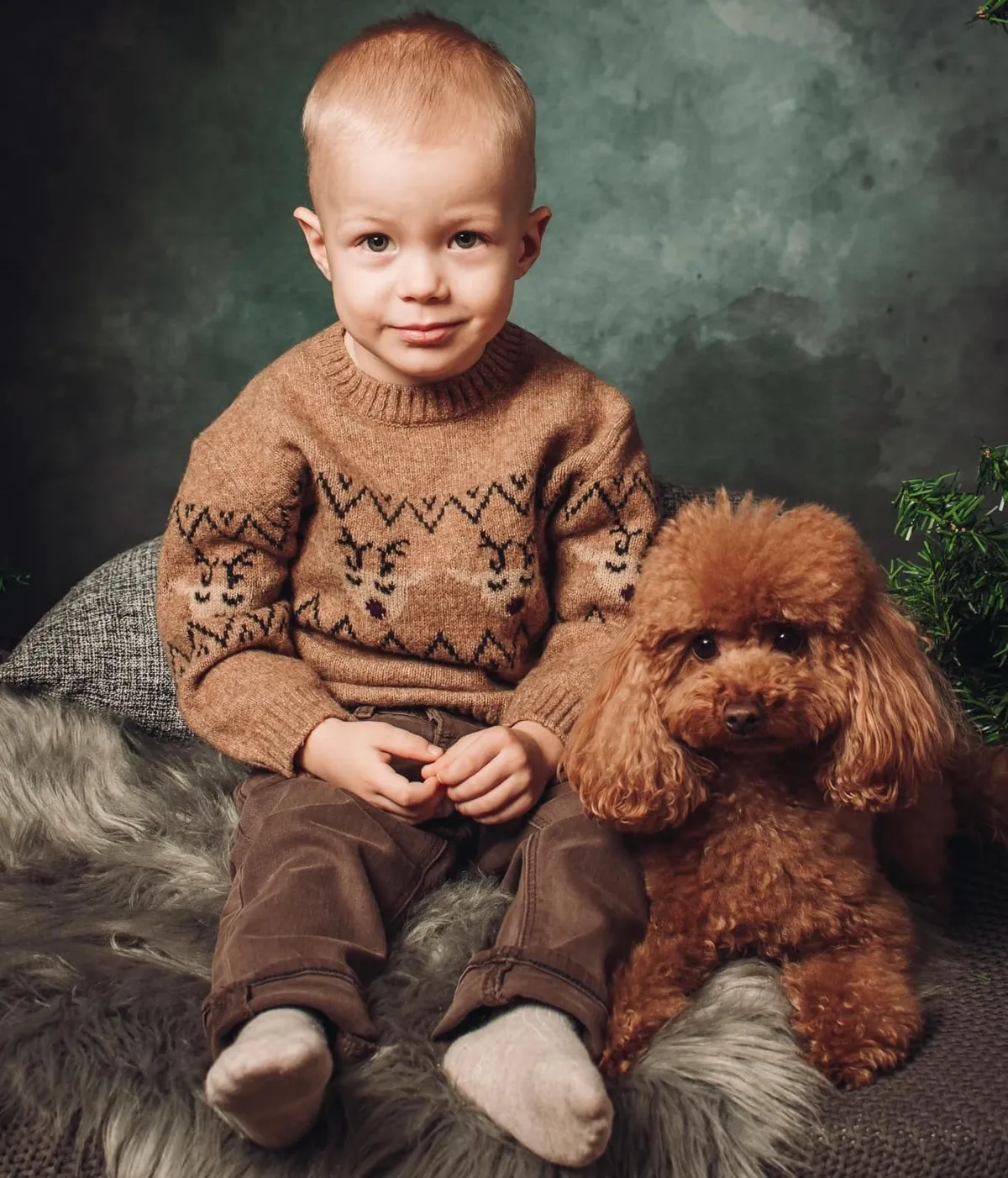 Beni és kiskutyája Bonnie. A kisfiúról hároméves korában derült ki, hogy Duchenne-szindrómás