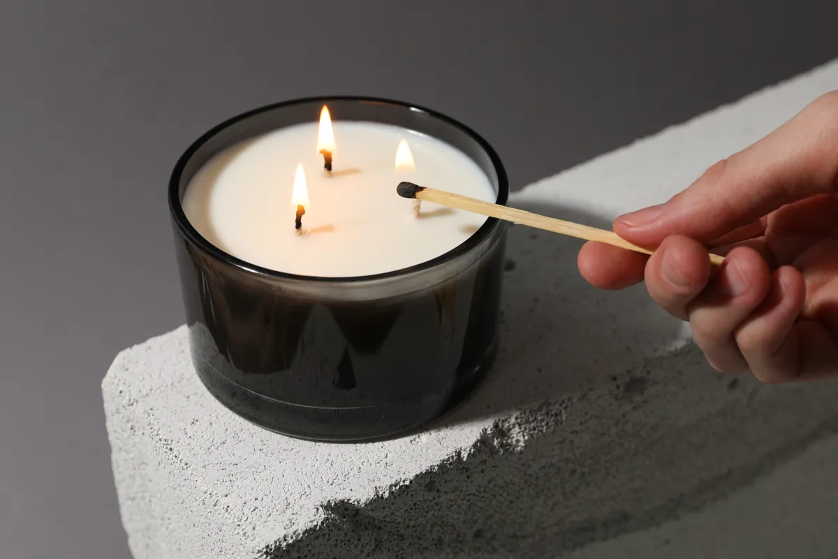Gyertyagyújtás újhold rituáléhoz
