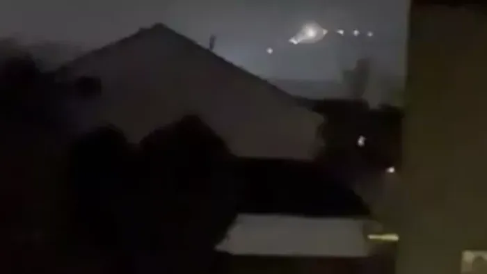 UFO-flotta lebegett egy város felett – a lakók sokkot kaptak