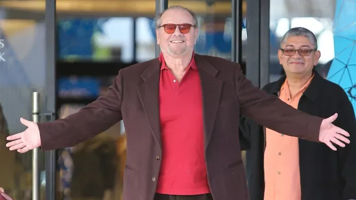 Jack Nicholson 37 évig a testvérének hitte az édesanyját