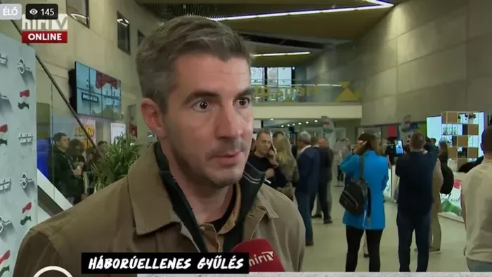 Kocsis Máté: A kormánypárt ellenzi a háborút, a Tisza Párt nem