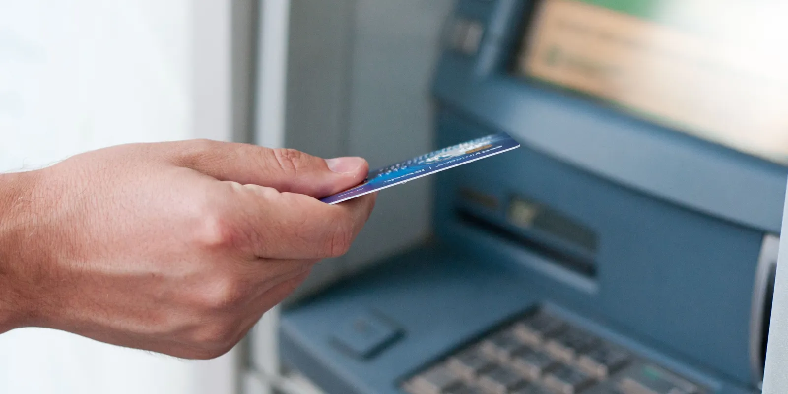 Figyelem! Hamarosan leáll ez a hazai bank