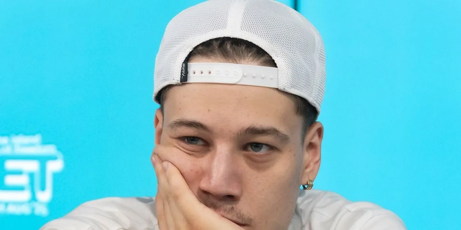 T. Danny nem kertelt: „Majdnem belehaltam, de itt vagyok”