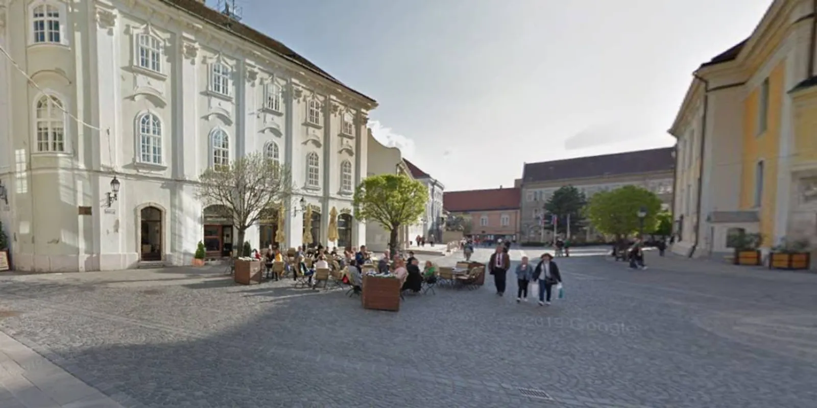 Ikonikus kávézó húzza le a rolót, sokak szeme lábadt könnybe