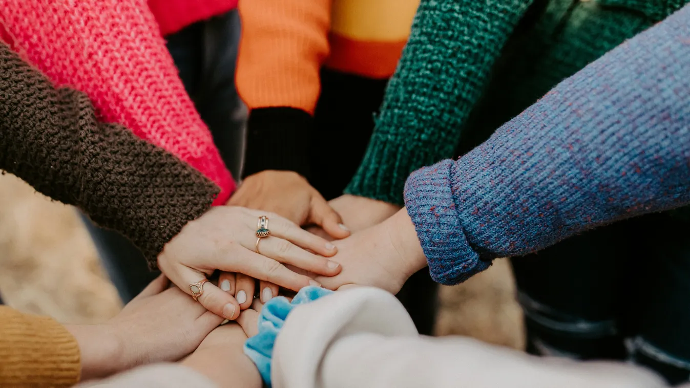 segítség, támogatás