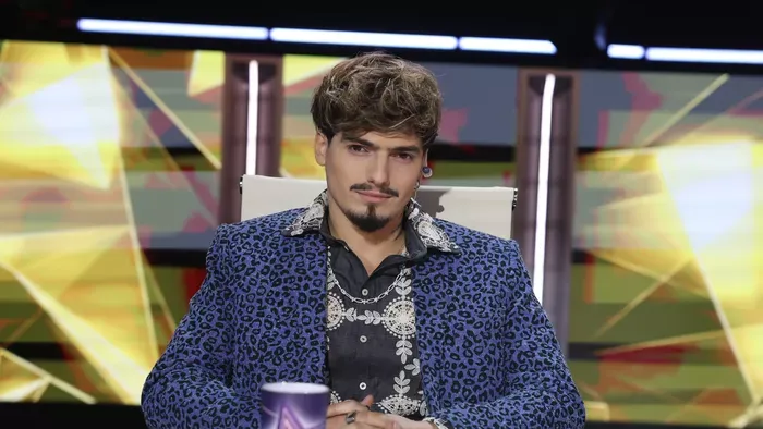 Marics Peti letépte a szoknyát Herceg Erikáról - Videó