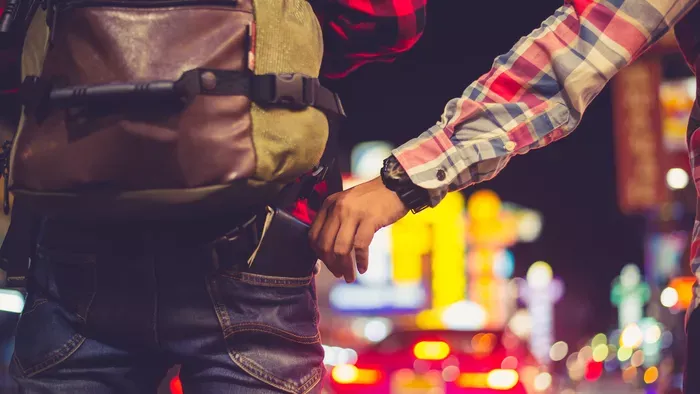 Így húznak csőbe a profi zsebtolvajok a karácsonyi vásárban